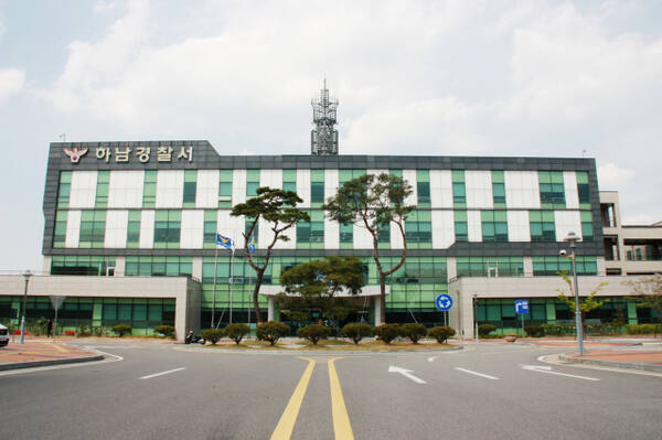 하남 폐가 3명 숨져… 타살 혐의 無