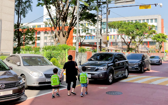 어린이+보호보호구역+불법+주차+(1)