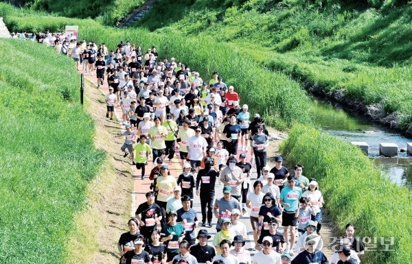 과천마라톤대회 9일 개최…전국의 달림이 2천800여명 가을빛 누빈다