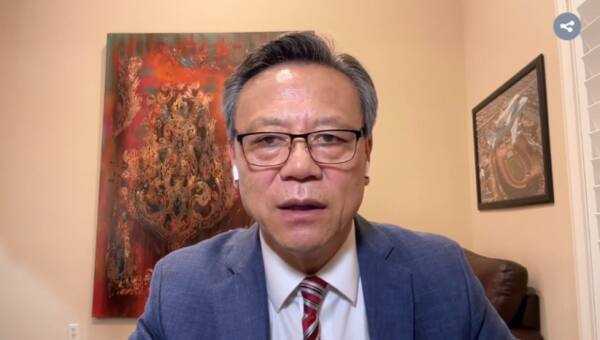 웬춘 취 전문의. 모커리한방병원