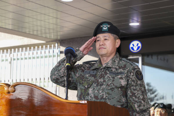 육군 5군단장 이일용 취임