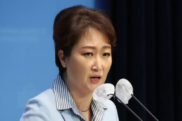 이언주, 한동훈 비판 "그릇 작고 유치"