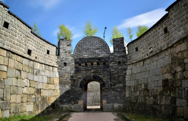 암문 곡성 길이는 벽돌로 쌓은 부분이 아니라 통로 너비다.