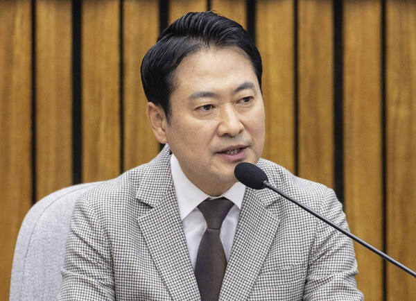 국민의힘 장동혁 대표가 8일 국회에서 열린 노동위원회 임명장 수여식 및 1차 전체 회의에서 인사말을 하고 있다. 연합뉴스