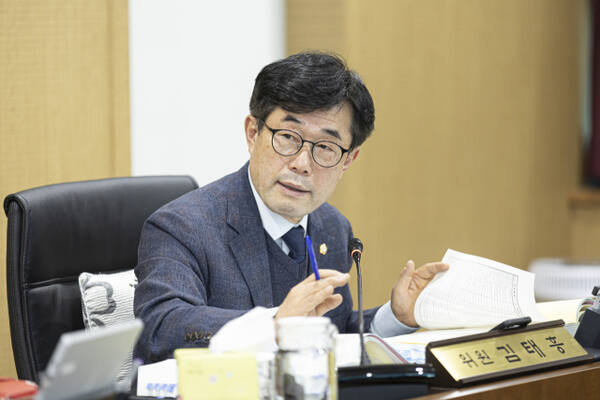 의왕시의회 김태흥 부의장. 의왕시의회 제공