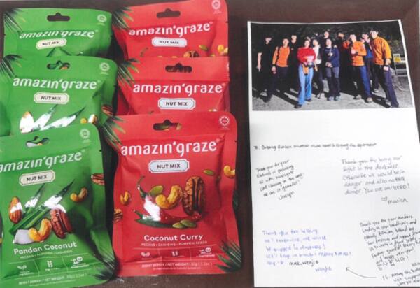 지난달 7일 북한산에서 조난 후 구조된 싱가포르 국적 외국인 관광객이 고양소방서에 감사 손편지와 견과류를 보내왔다. 고양소방서 제공