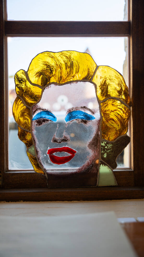 이해성. 마릴린. 뗌땜 제공