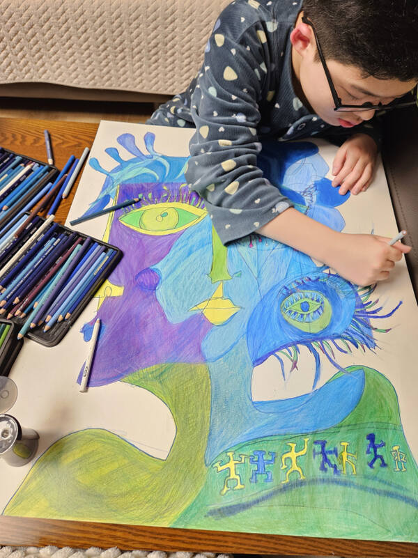 양예준 작가가 작업활동을 펼치고 있다. 그림엄마 제공