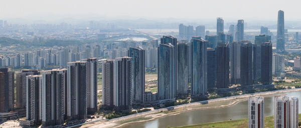 지난해 외지인들이 사들인 인천 아파트가 2만4천415가구로 2024년 2만38가구 보다 21.8% 증가했다. 이들은 주로 검단,청라, 송도 등 신도시 아파트를 매수했다. 사진은 송도국제도시 전경. 조병석 기자