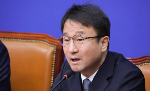 더불어민주당 최고위원회의, 발언하는 한병도 원내대표