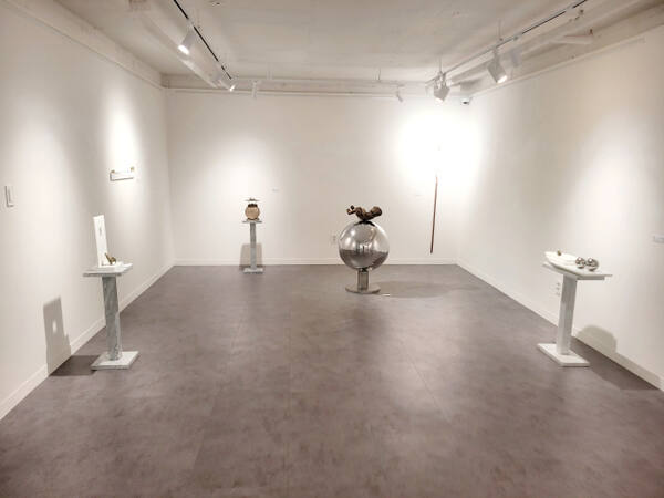 ‘그럼에도, 살며 사랑하며’ 전시장 전경. 도가헌미술관 제공