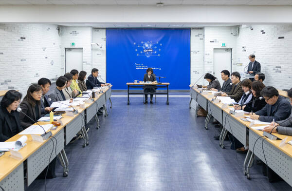 최혜민 광명시 부시장이 5일 오전 시청 중회의실에서 열린 '2026년 설 연휴 종합대책 보고회'를 주재하고 있다. 광명시 제공