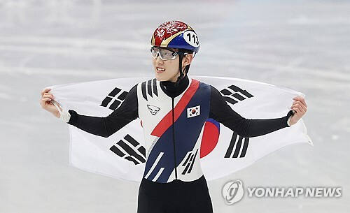 쇼트트랙 첫 메달을 따낸 임종언. 연합뉴스