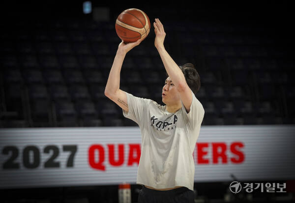 Lee Hyun-jung shooting practice