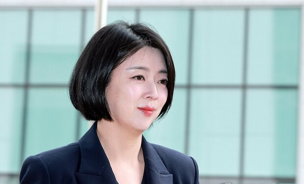 배현진 징계 정지 먹고 법원에 현명한 판단 감사하다고 한 거 봤음?