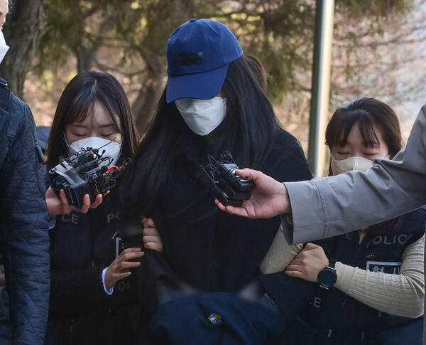 3살 딸 죽이고 6년 동안 숨긴 친모 잡힘... 인류애 실종이다 진짜