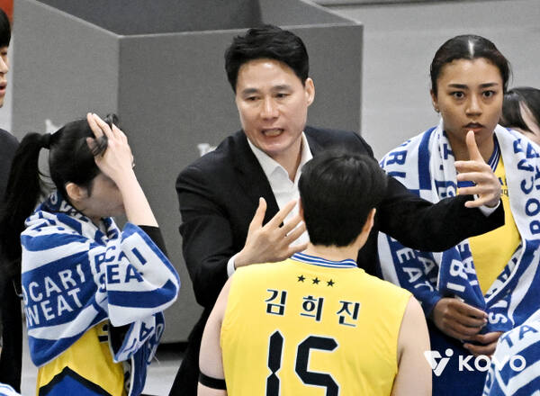 강성형 수원 현대건설 감독. KOVO 제공