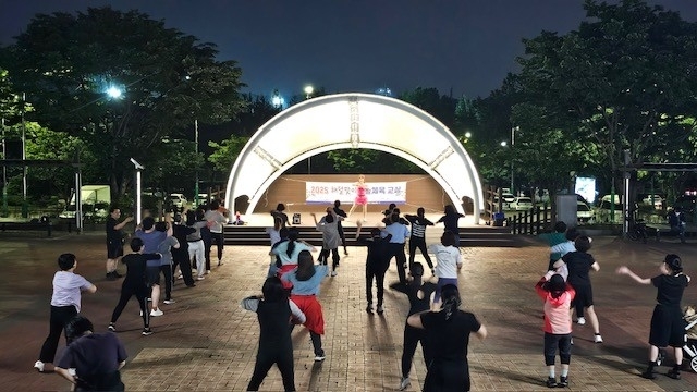 안산시, 10월까지 야간운동교실 운영…건강 증진 목표 - 건강 news from 경기일보