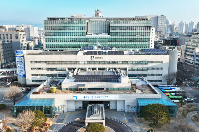 수원시청 전경. 수원시 제공