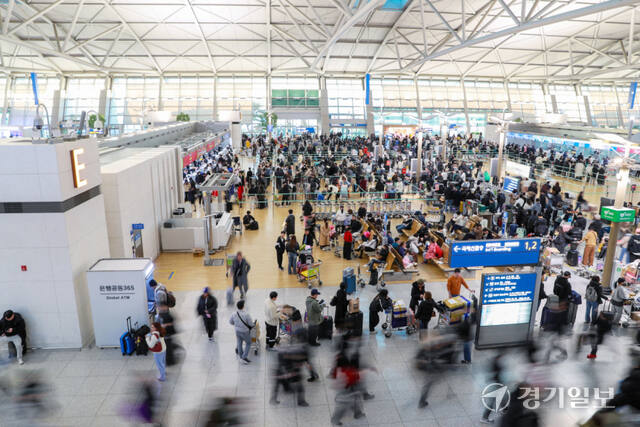 “월요일 바로 출근” 2030 사로잡은 ‘무연차 해외여행’