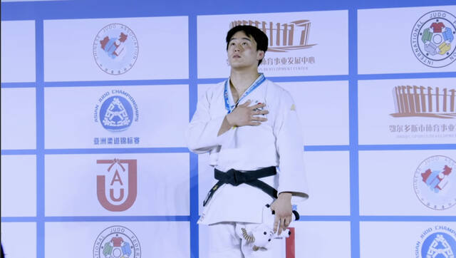 양평군청 직장운동경기부 소속 유도선수 김종훈이 지난 16~19일까지 열린 ‘2026 아시아유도선수권대회’에 국가대표로 출전해 개인전(-90kg)에서 금메달을 획득하고, 혼성단체전에서 동메달을 땄다. 양평군 제공