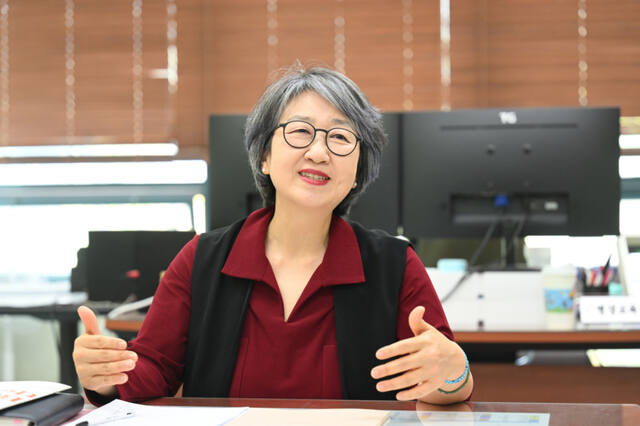 한상정 인천대학교 평생교육원장 "인생 2번째 대학, 행복 충전소 될 것... - 뉴스 썸네일 이미지