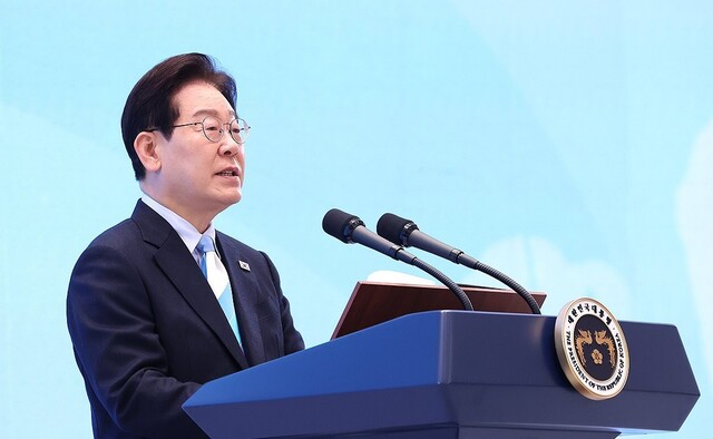 지선 앞두고 여야 지지율 출렁…이재명 대통령 지지율 59.5%로 하락