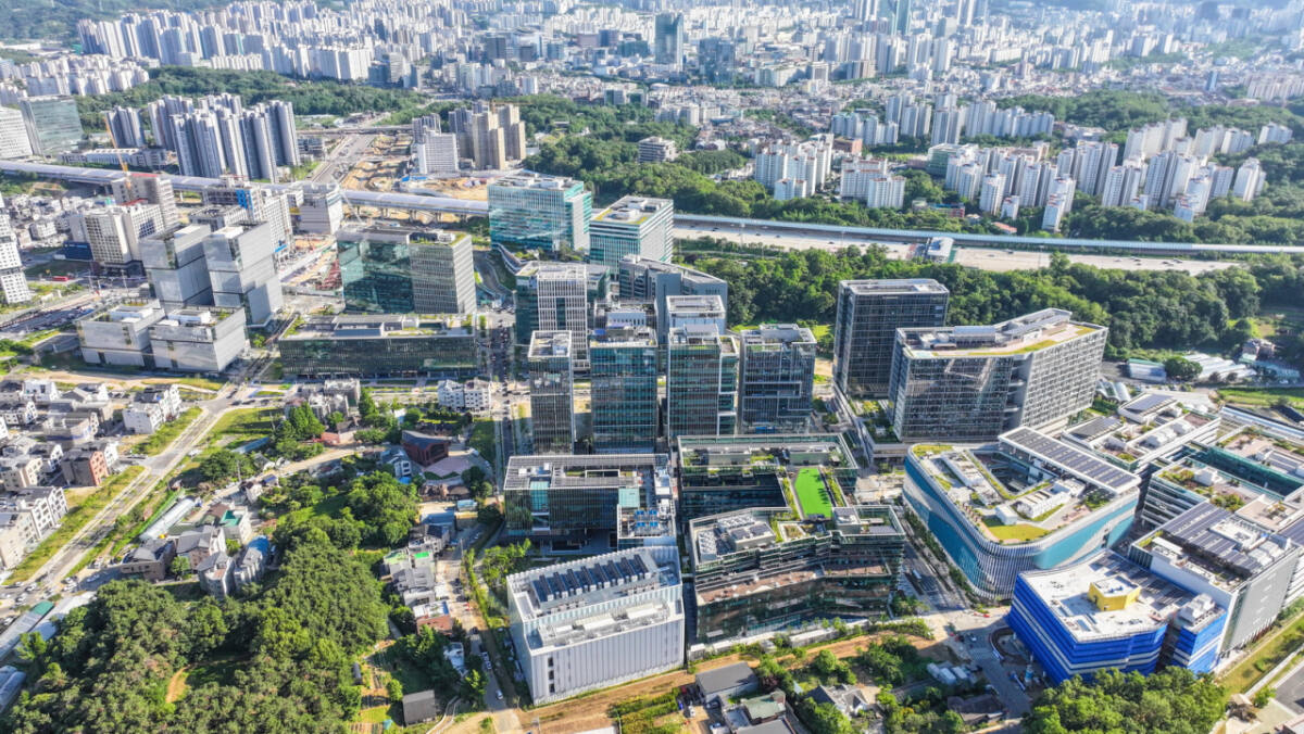 과천 지식정보타운 내 기업단지 전경. 과천시 제공