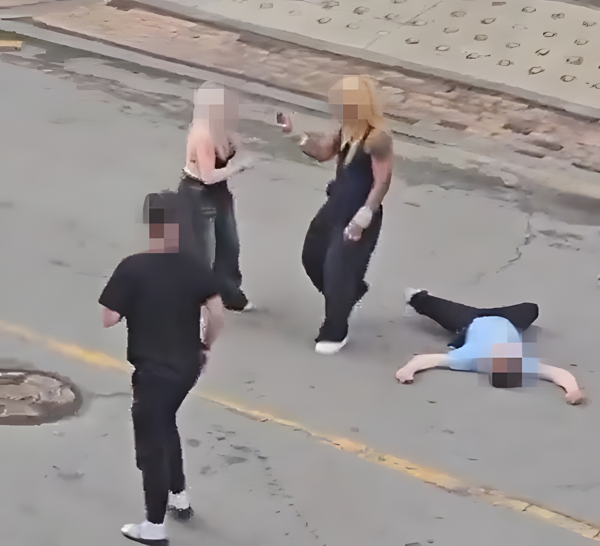 미군 때려눕히고 실신하자 ‘조롱 춤’…30대 미국인 체포