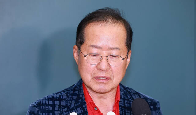 홍준표 "5·18은 이미 신화... 부정하려는 자는 돈키호테인가"
