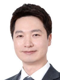 [세상읽기] 청년 일자리 위협하는 AI, '대체' 아닌 '증강'의 도구로 삼아야